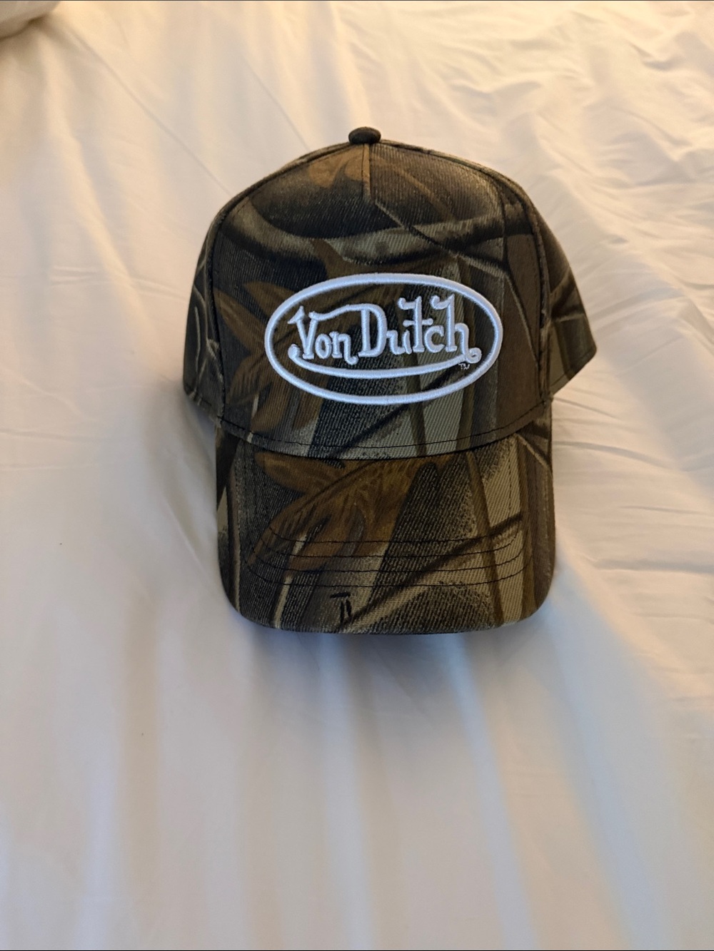 NWT Von Dutch Camo Logo Cap in Green and Brown